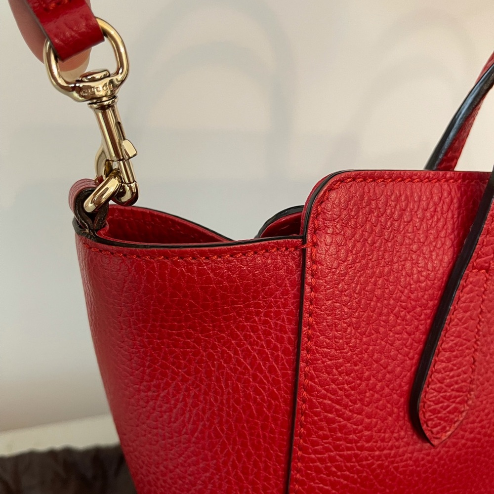 Gucci Pebble Leather handbag - Picture 3 of 11
